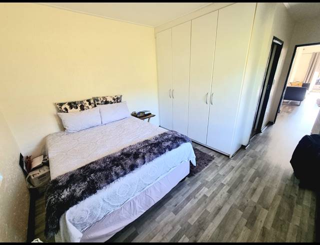 2 BEDROOM APARTMENT FOR SALE IN JACKAL CREEK GOLF ESTATE